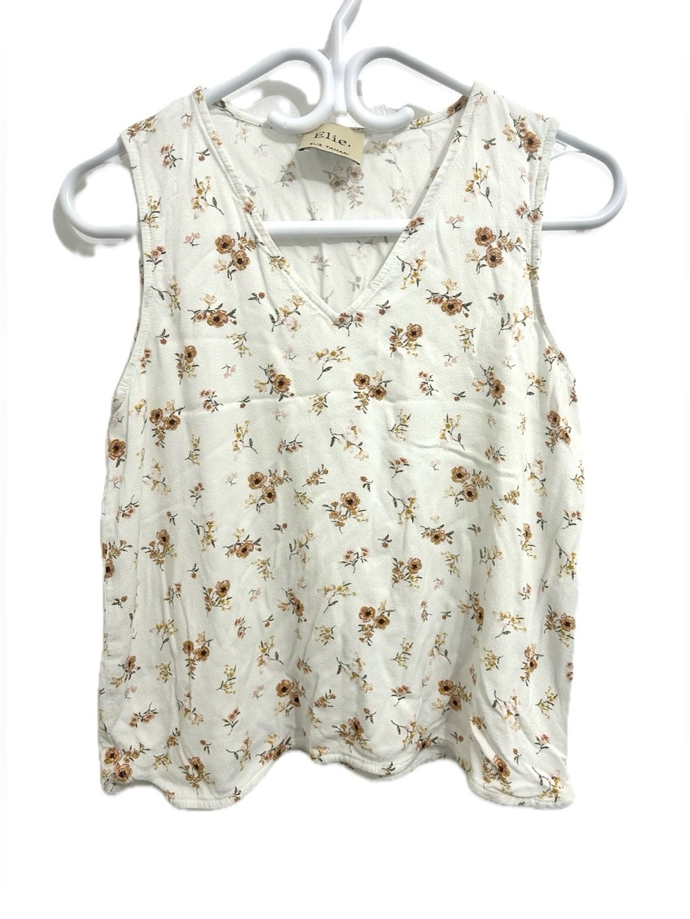 Elie Tahari Cream Floral V-Neck Sleeveless Camisole - Never Worn